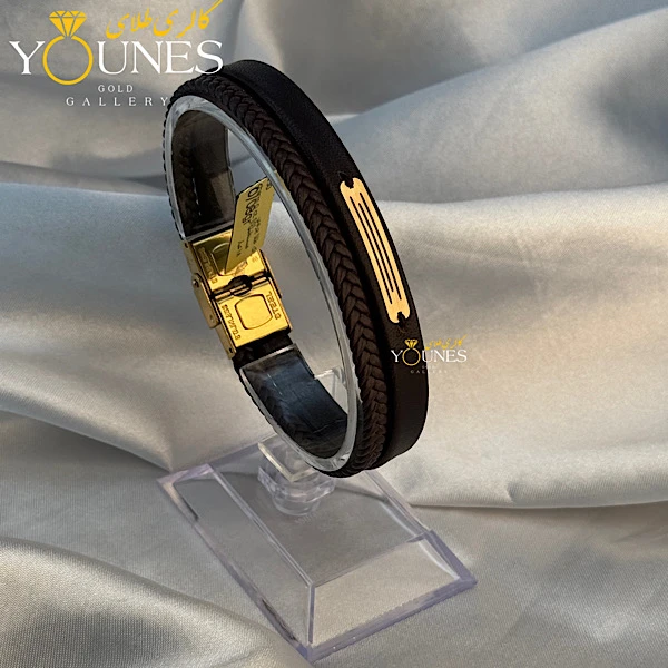 دستبند طلا مردانه چرم گیس بافت قهوه‌ای مات